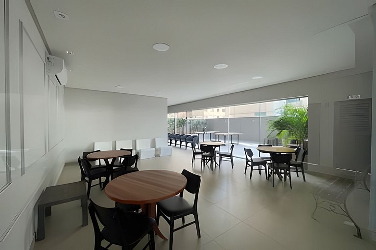 #2203# Studio- Bueno- prox. PQ Vaca brava