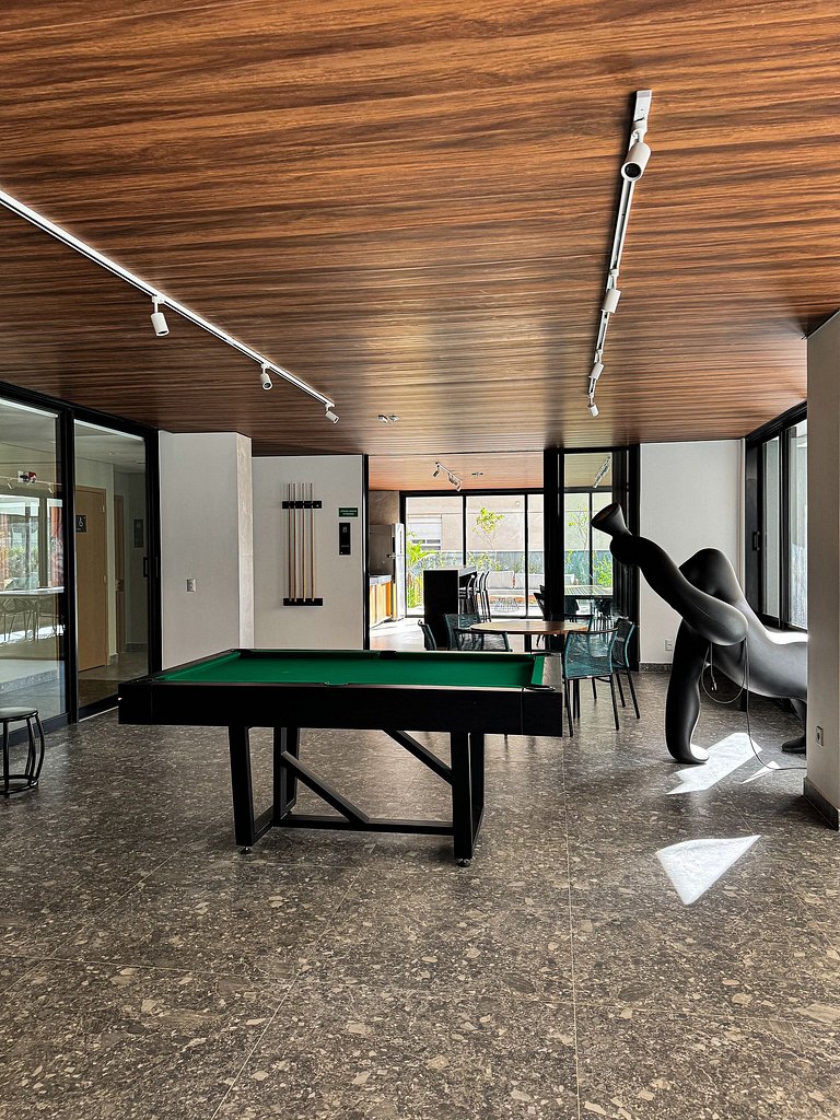 #3001# Studio Ultra Equipado -Gyro Vaca Brava