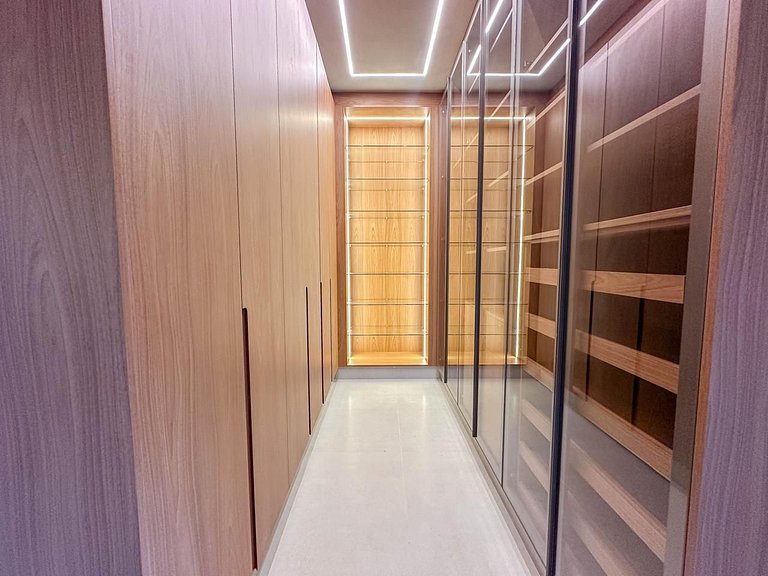 Casa com Piscina Privativa em Condomínio de Luxo