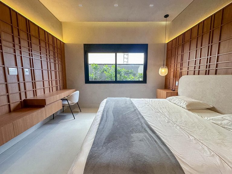 Casa com Piscina Privativa em Condomínio de Luxo