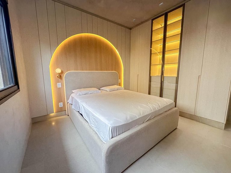 Casa com Piscina Privativa em Condomínio de Luxo