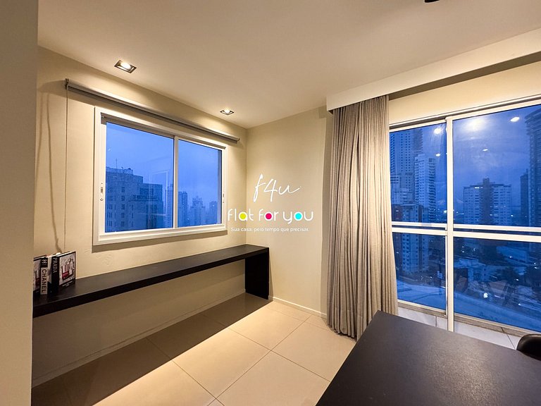 #1605-O# Apt de 2Q com excelente localização