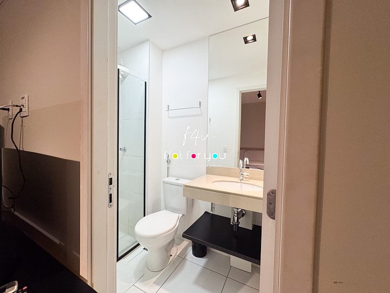 #1605-O# Apt de 2Q com excelente localização